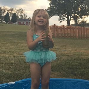 Meet your Posher, Crystal